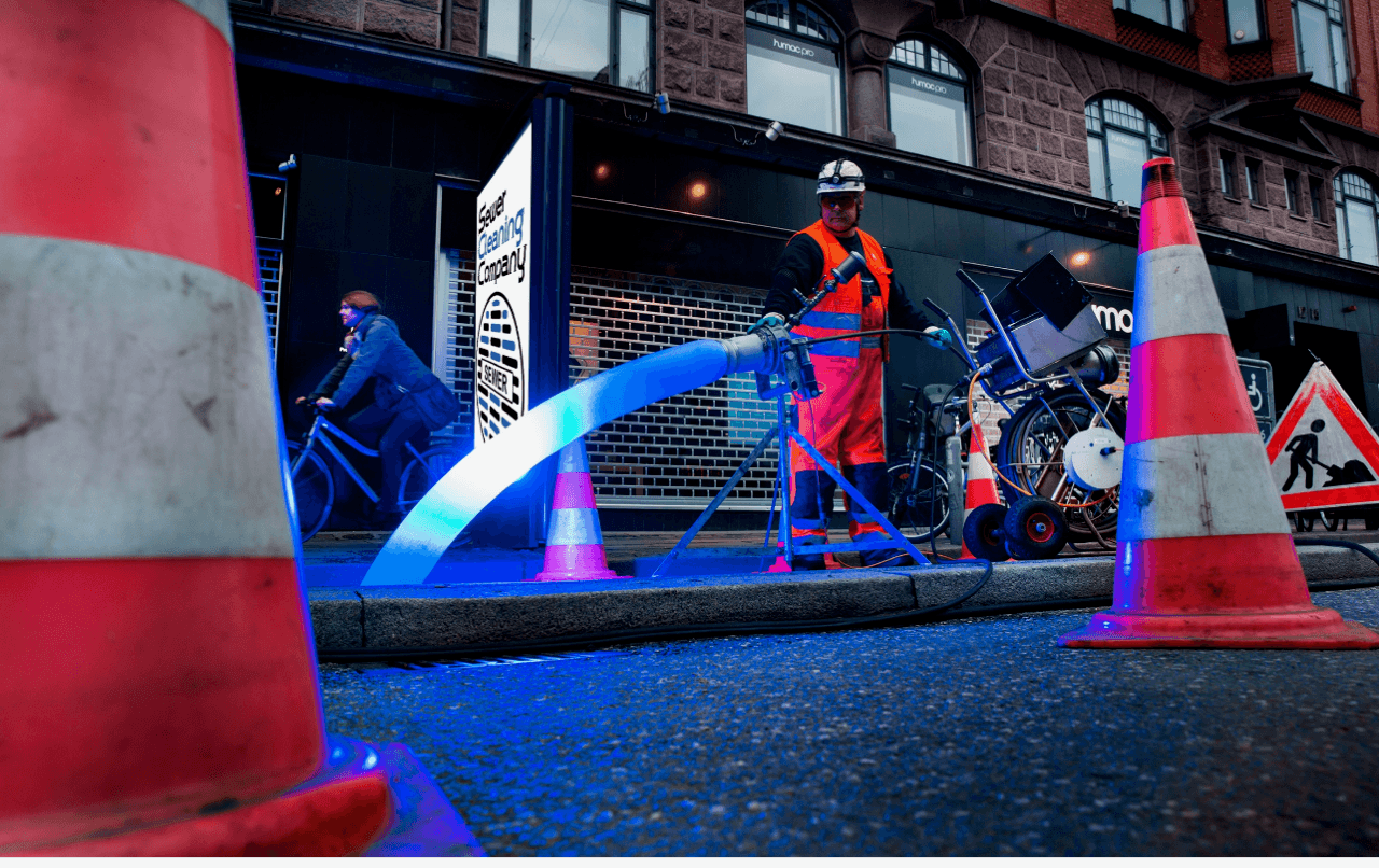 Trenchless sewer repair