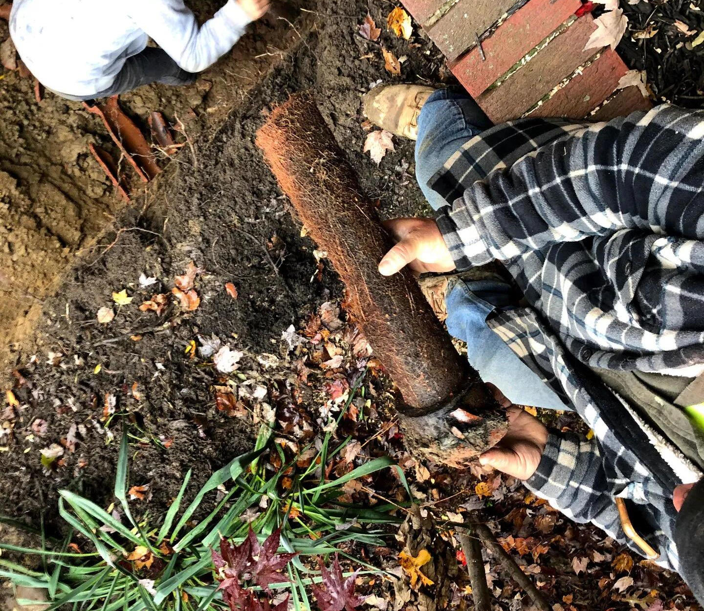 Comparison of snake and hydro jet cleaning