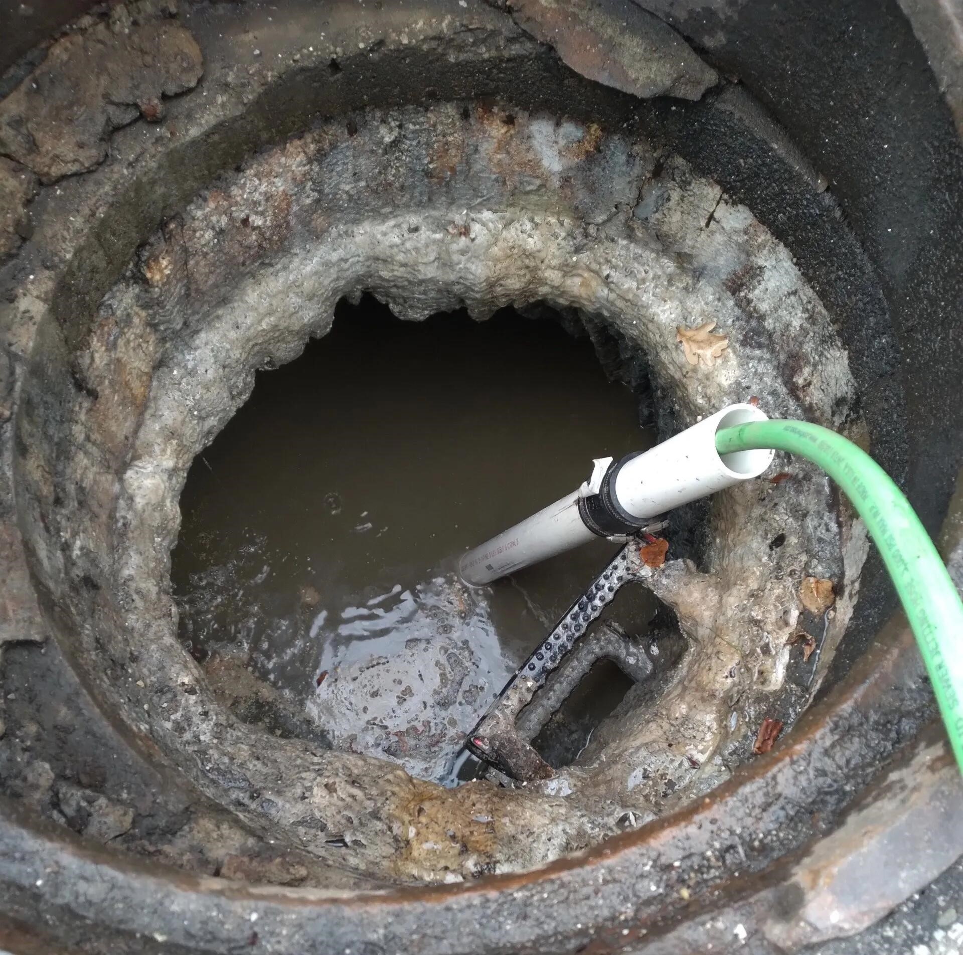 Sewer cleaning wide view